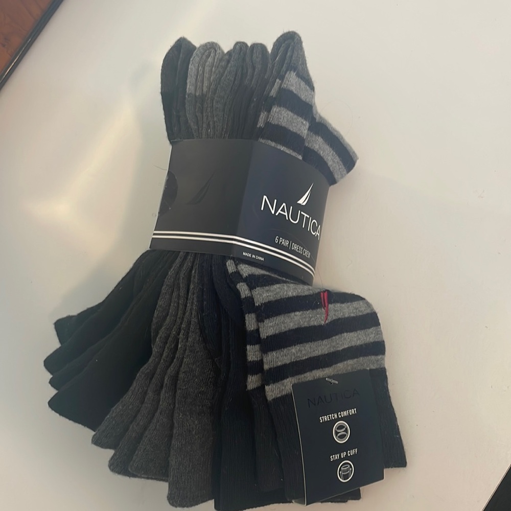 6 pairs of unopened Men’s Nautica Dress Crew Socks